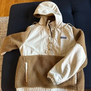 Women’s Retro Fleece Jacket